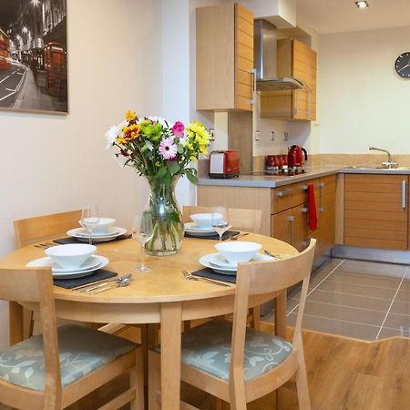 Royal Crossharbour Apartment London Eksteriør billede