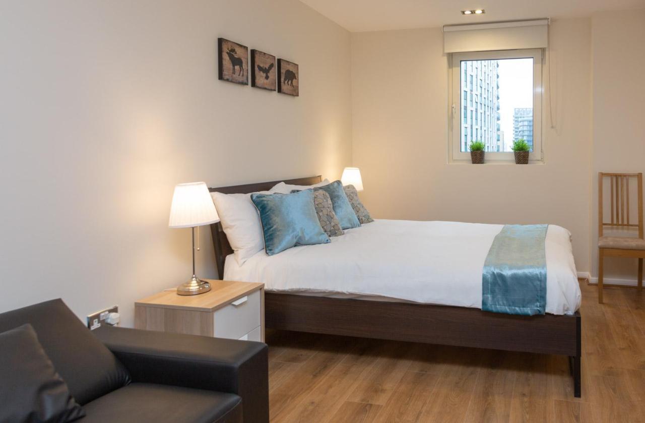 Royal Crossharbour Apartment London Eksteriør billede