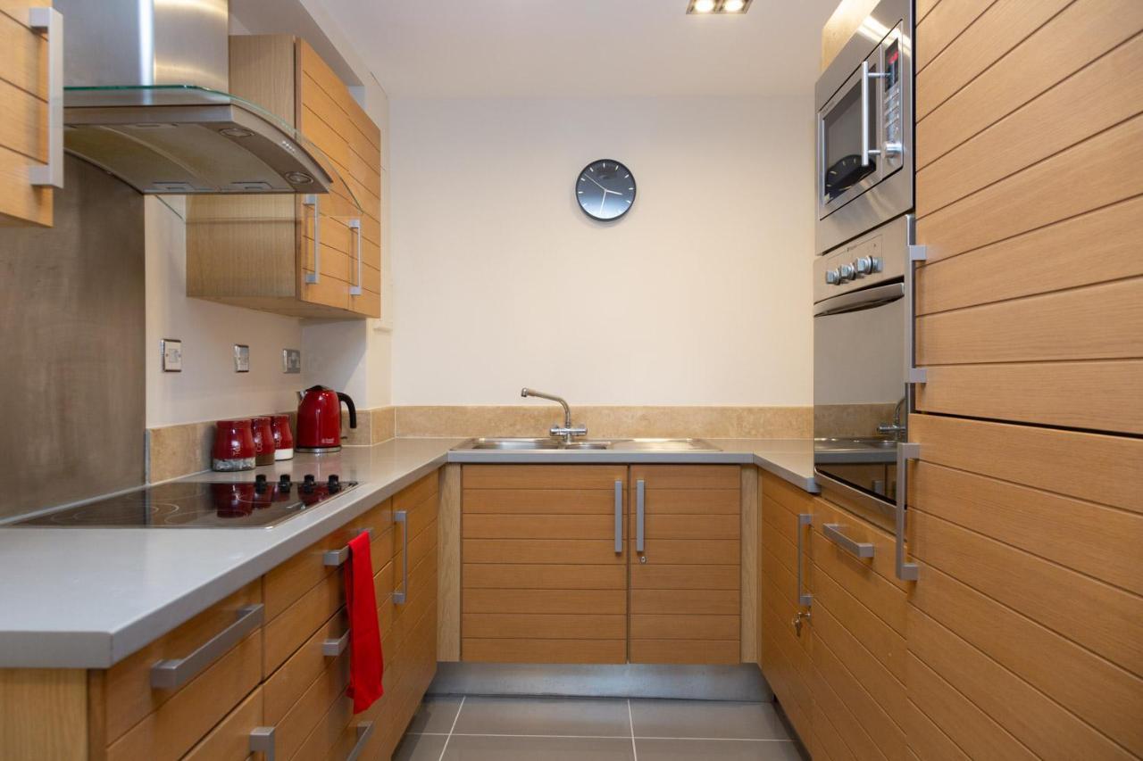 Royal Crossharbour Apartment London Eksteriør billede